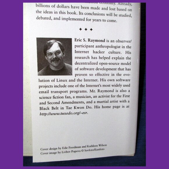 Book - The Cathedral and the Bazaar: Musings on Linux.... by Eric Raymond - Picture 9 of 10